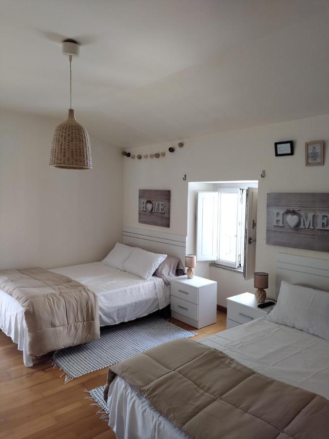 Apartamentos A Parada Do Camino Padron Luaran gambar